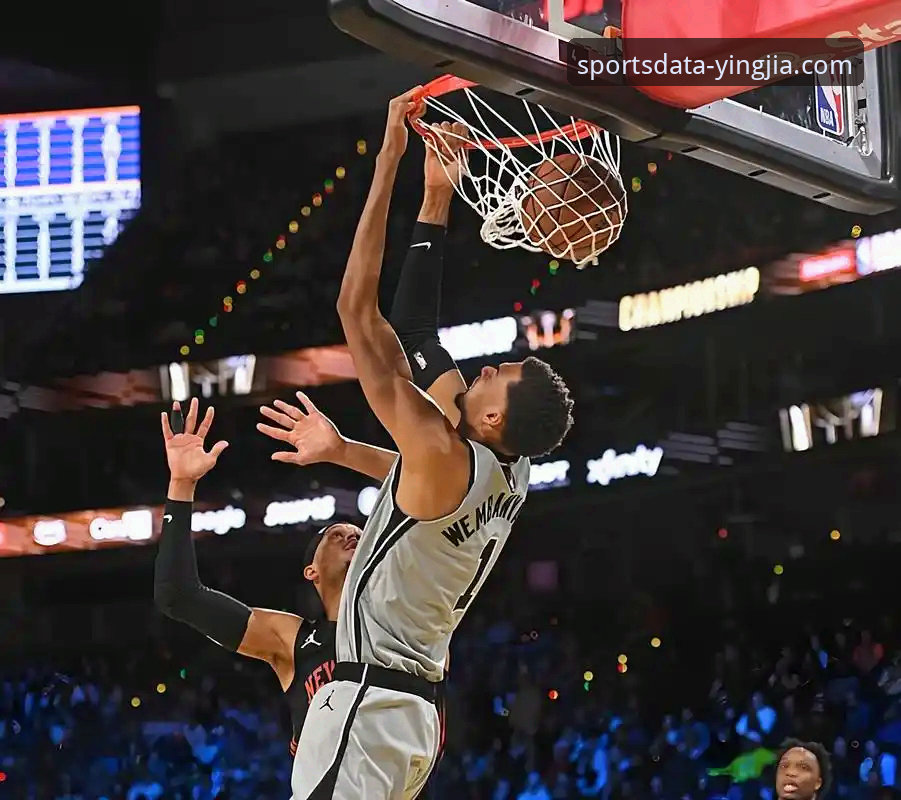 NBA季后赛最新动态：尼克斯140-89狂胜老鹰创纪录，4-2晋级东区半决赛